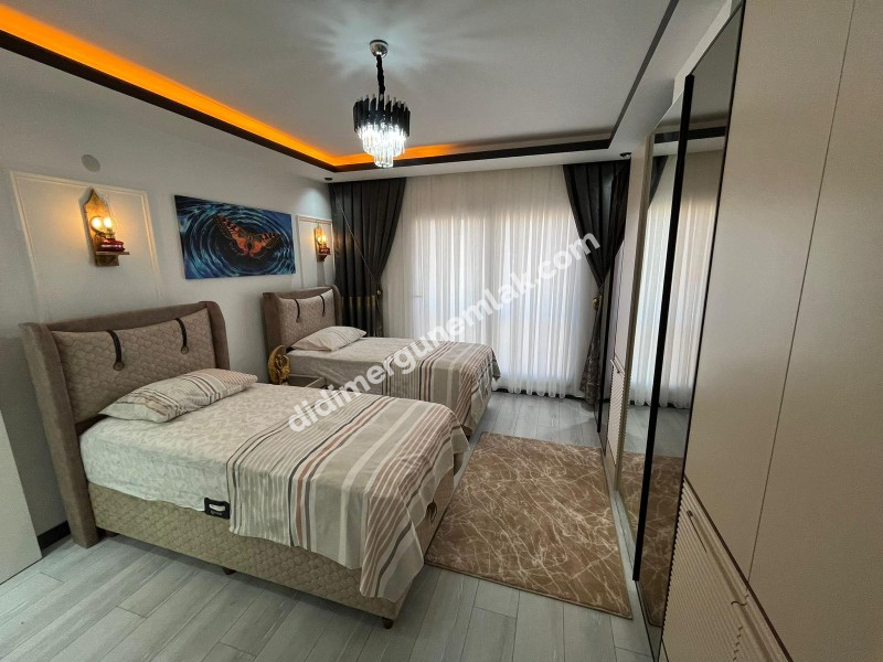 Didim Efeler Mahallesin De Satılık 4+1 Eşyalı Ve Havuzlu Müstakil Villa Ek-939