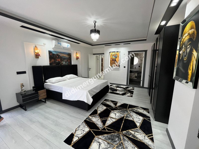 Didim Efeler Mahallesin De Satılık 4+1 Eşyalı Ve Havuzlu Müstakil Villa Ek-939