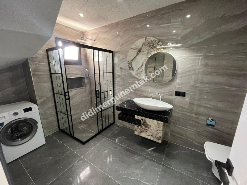Didim Efeler Mahallesin De Satılık 4+1 Eşyalı Ve Havuzlu Müstakil Villa Ek-939