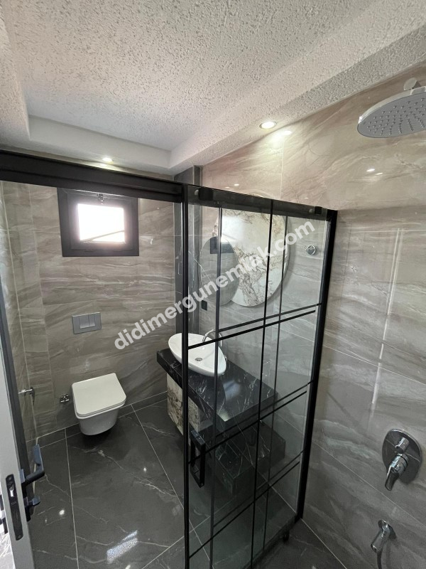 Didim Efeler Mahallesin De Satılık 4+1 Eşyalı Ve Havuzlu Müstakil Villa Ek-939