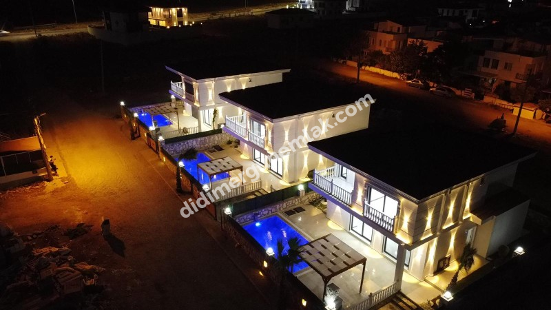 Didim Efeler Mahallesin De Satılık 4+1 Eşyalı Ve Havuzlu Müstakil Villa Ek-939