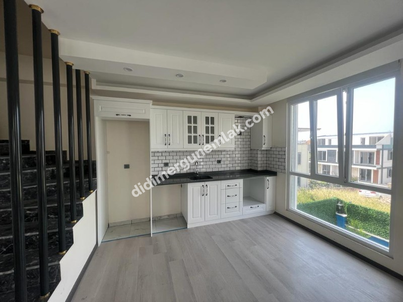 Didim Hisar Mahallesinde 3+1 Full Deniz Manzaralı Bitişik Nizam Villa EK 948