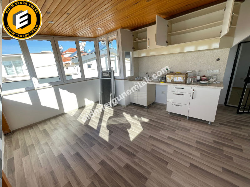 Didim Efeler Mahallesin de Satılık 4+1 Müstakil Villa EK-1007