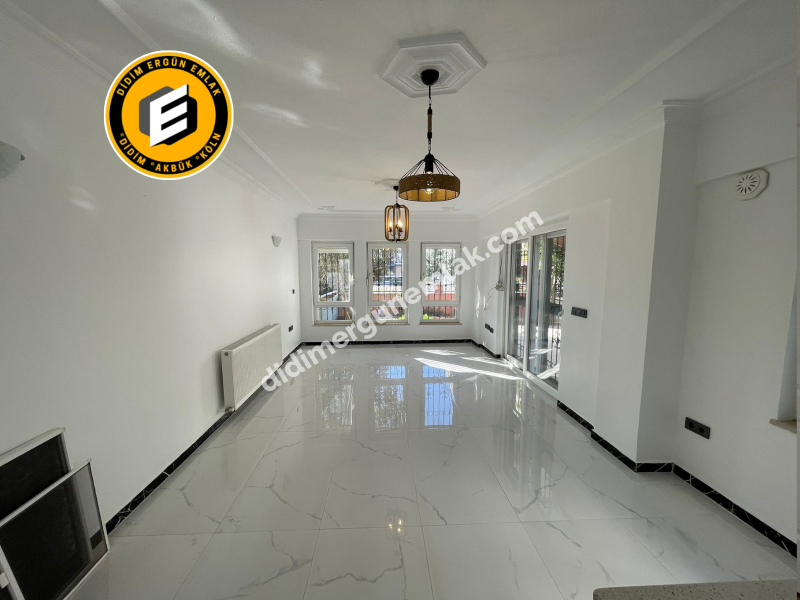 Didim Efeler Mahallesin de Satılık 4+1 Müstakil Villa EK-1007