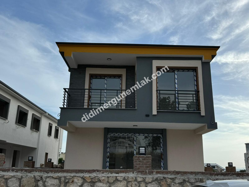 Didim Hisar Mahallesin de 3+1 Açık Mutfak Satılık Villa (EK :1069 )