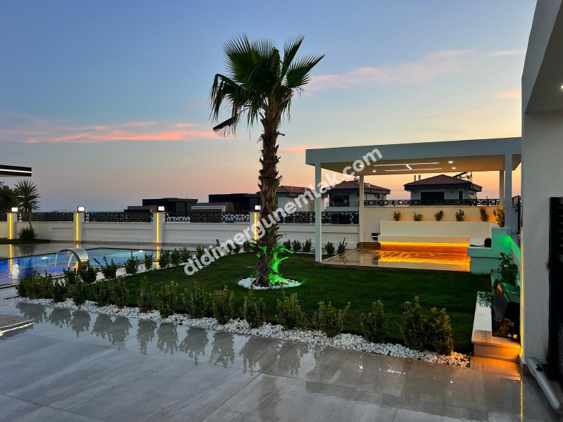 Didim Ergün Emlak'tan Satılık Efeler Mh. Sıfır 4+1 AYRI MUTFAK HAVUZLU TAM MÜSTAKİL Villa! Ek- 5580
