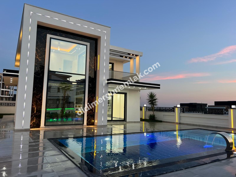 Didim Ergün Emlak'tan Satılık Efeler Mh. Sıfır 4+1 AYRI MUTFAK HAVUZLU TAM MÜSTAKİL Villa! Ek- 5580