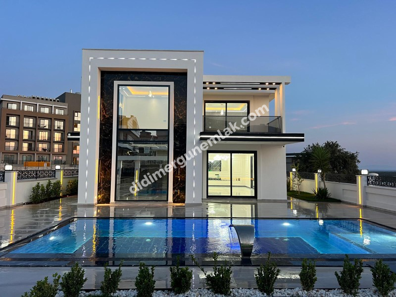 Didim Ergün Emlak\\\\\\\\\\\\\\\\\\\\\\\\\\\\\\\'tan Satılık Efeler Mh. Sıfır 4+1 AYRI MUTFAK HAVUZLU TAM MÜSTAKİL Villa! Ek- 5580