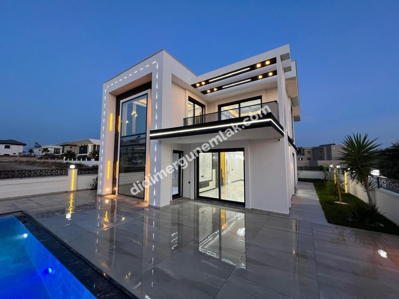Didim Ergün Emlak'tan Satılık Efeler Mh. Sıfır 4+1 AYRI MUTFAK HAVUZLU TAM MÜSTAKİL Villa! Ek- 5580