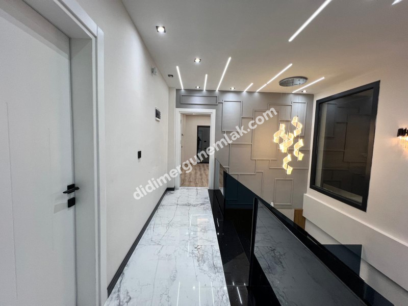 Didim Ergün Emlak'tan Satılık Efeler Mh. Sıfır 4+1 AYRI MUTFAK HAVUZLU TAM MÜSTAKİL Villa! Ek- 5580