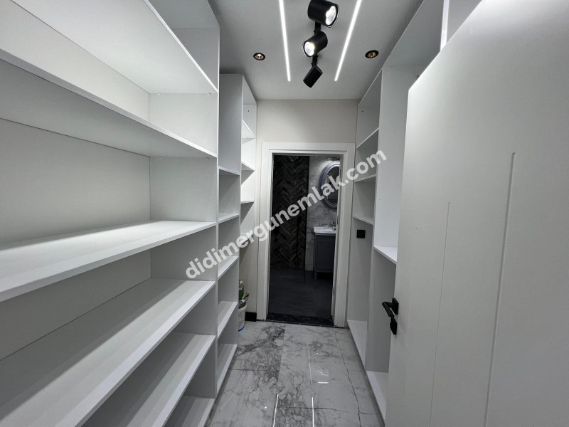 Didim Ergün Emlak'tan Satılık Efeler Mh. Sıfır 4+1 AYRI MUTFAK HAVUZLU TAM MÜSTAKİL Villa! Ek- 5580