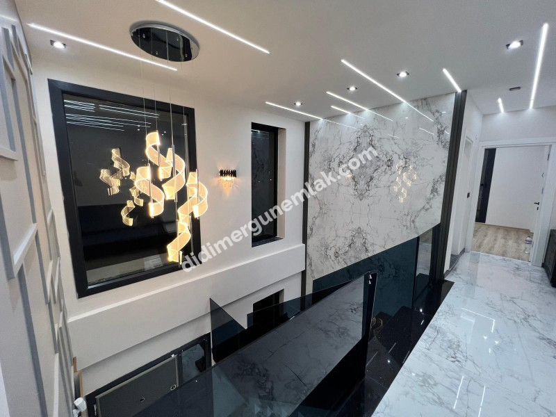 Didim Ergün Emlak'tan Satılık Efeler Mh. Sıfır 4+1 AYRI MUTFAK HAVUZLU TAM MÜSTAKİL Villa! Ek- 5580