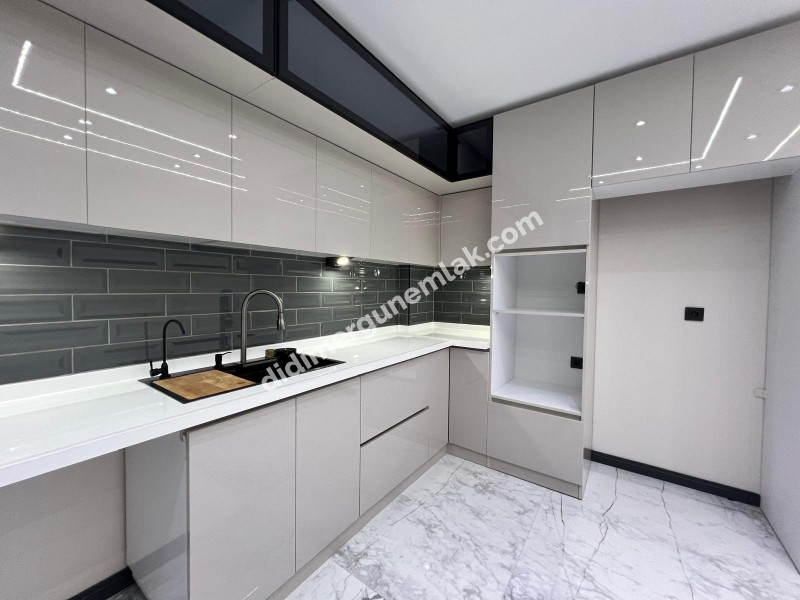 Didim Ergün Emlak'tan Satılık Efeler Mh. Sıfır 4+1 AYRI MUTFAK HAVUZLU TAM MÜSTAKİL Villa! Ek- 5580