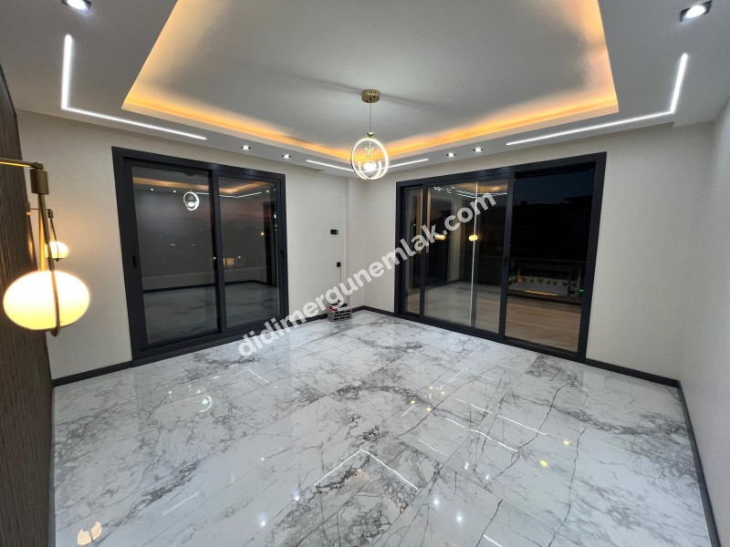 Didim Ergün Emlak'tan Satılık Efeler Mh. Sıfır 4+1 AYRI MUTFAK HAVUZLU TAM MÜSTAKİL Villa! Ek- 5580