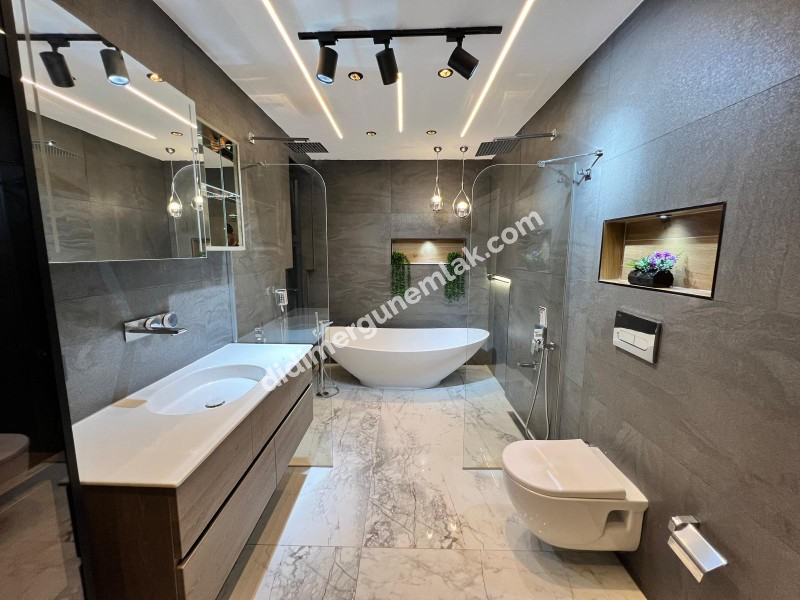 Didim Ergün Emlak'tan Satılık Efeler Mh. Sıfır 4+1 AYRI MUTFAK HAVUZLU TAM MÜSTAKİL Villa! Ek- 5580