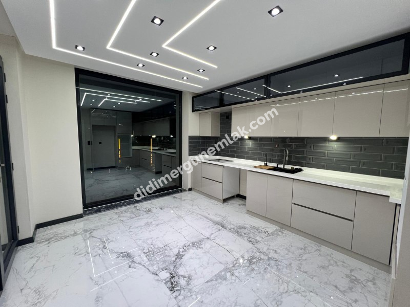 Didim Ergün Emlak'tan Satılık Efeler Mh. Sıfır 4+1 AYRI MUTFAK HAVUZLU TAM MÜSTAKİL Villa! Ek- 5580