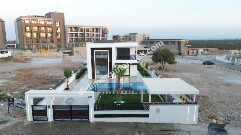 Didim Ergün Emlak'tan Satılık Efeler Mh. Sıfır 4+1 AYRI MUTFAK HAVUZLU TAM MÜSTAKİL Villa! Ek- 5580