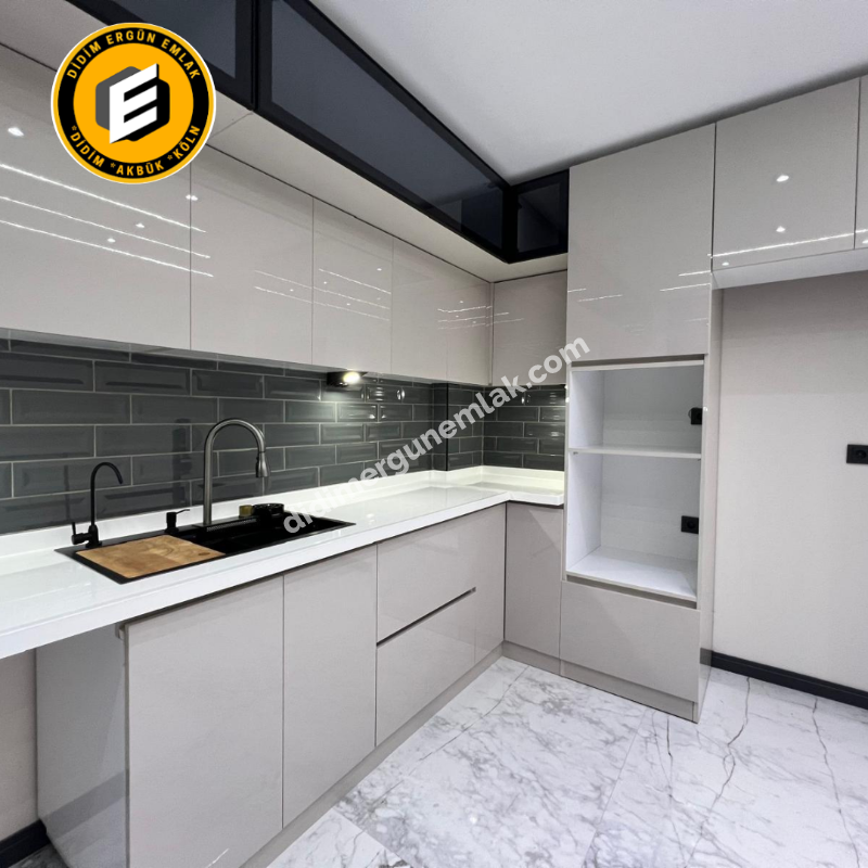 Didim Ergün Emlak'tan Satılık Efeler Mh. Sıfır 4+1 AYRI MUTFAK HAVUZLU TAM MÜSTAKİL Villa! Ek- 5580