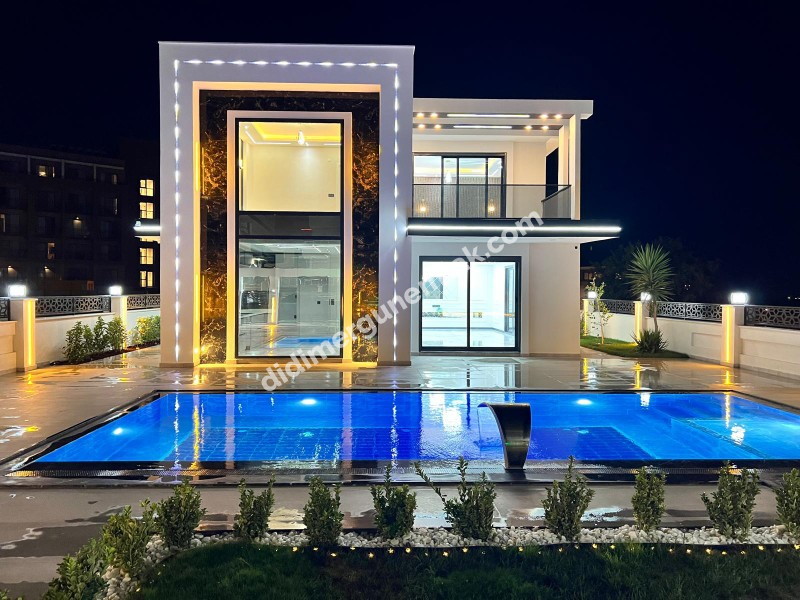 Didim Ergün Emlak'tan Satılık Efeler Mh. Sıfır 4+1 AYRI MUTFAK HAVUZLU TAM MÜSTAKİL Villa! Ek- 5580