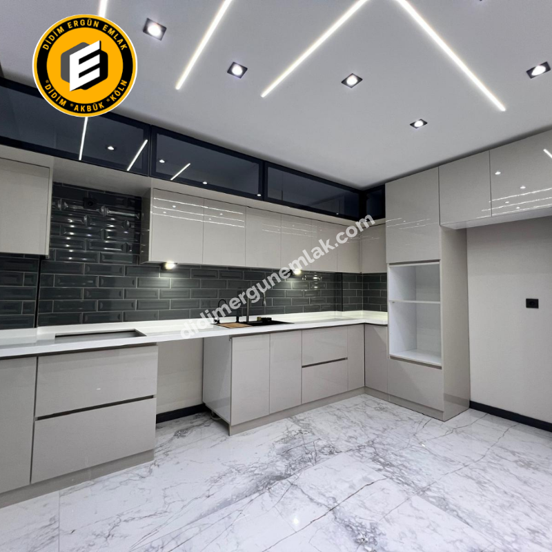 Didim Ergün Emlak'tan Satılık Efeler Mh. Sıfır 4+1 AYRI MUTFAK HAVUZLU TAM MÜSTAKİL Villa! Ek- 5580