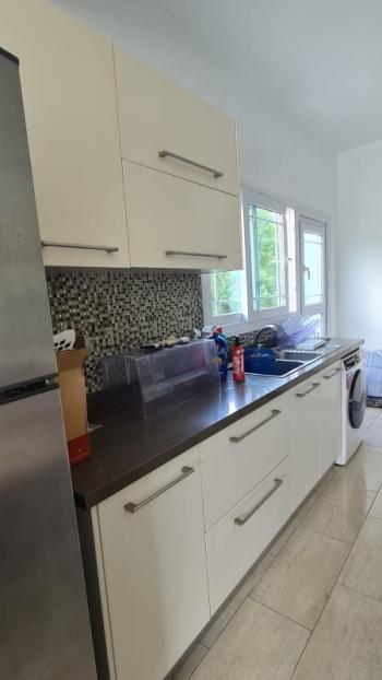 Lefkoşa Gönyeli'de Full Eşyalı Kiralık ZEMİN KAT 3+1 Daire