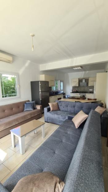 Lefkoşa Gönyeli'de Full Eşyalı Kiralık ZEMİN KAT 3+1 Daire