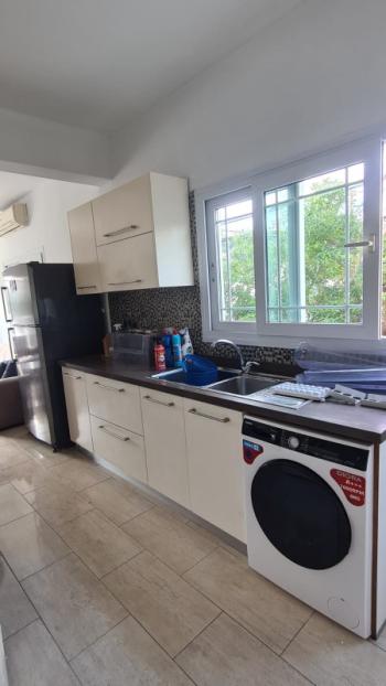 Lefkoşa Gönyeli'de Full Eşyalı Kiralık ZEMİN KAT 3+1 Daire