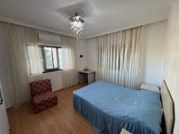 Girne Merkezinde Full Eşyalı Satılık 3+1 Daire