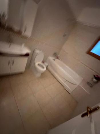 Girne Lapta Bölgesinde Satılık Site İçerisinde HAVUZLU 3+1 ZEMİN KAT Daire