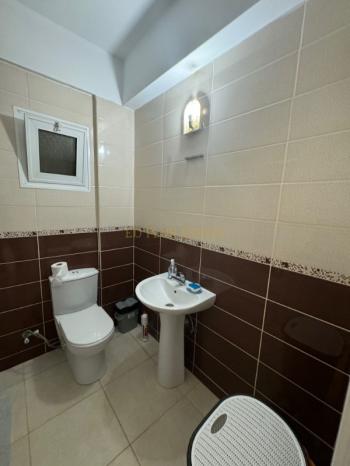 Lefkoşa Cihangir'de Zemin Kat Eşyalı Satılık 3+1 Daire