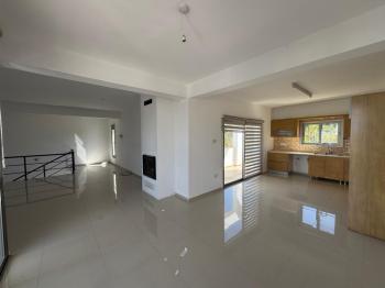Girne Ozanköy Bölgesinde SATILIK 3+1 VİLLA