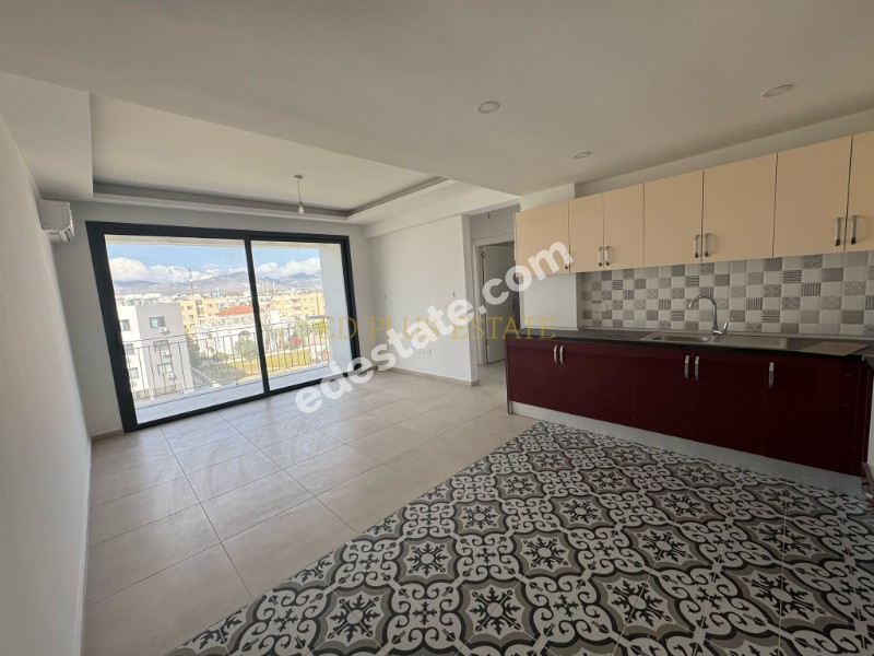Lefkoşa Gönyeli Girişinde Full Beyaz Eşyalı Satılık 2+1 Yeni Daire