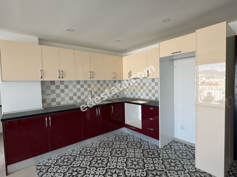 Lefkoşa Gönyeli Girişinde Full Beyaz Eşyalı Satılık 2+1 Yeni Daire