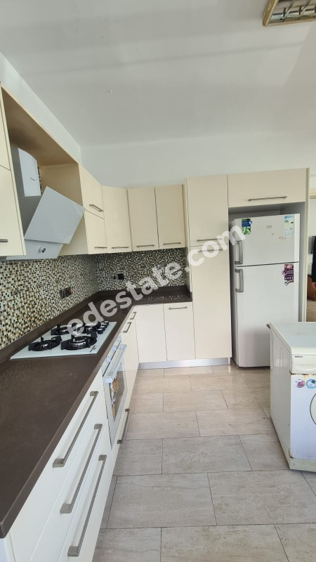Lefkoşa Gönyeli'de Full Eşyalı Kiralık ZEMİN KAT 3+1 Daire