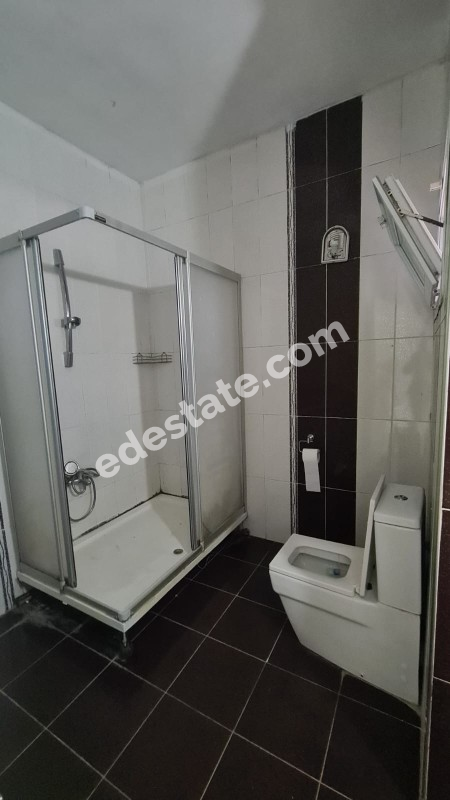 Lefkoşa Gönyeli'de Full Eşyalı Kiralık ZEMİN KAT 3+1 Daire