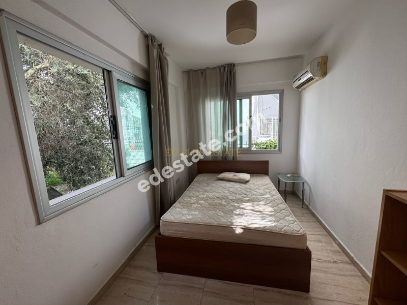 Girne Merkezde Türk Mahallesinde Satılık 2+1 Daire