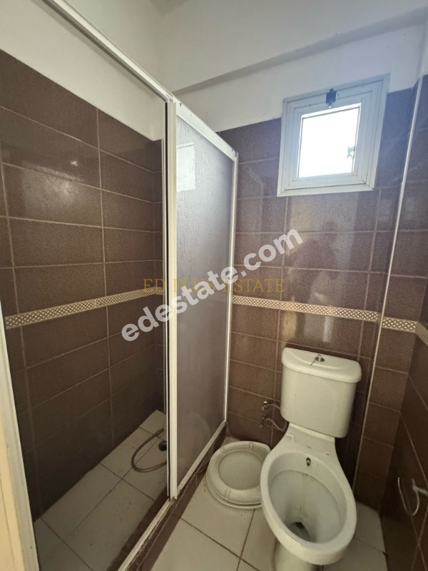 Girne Merkezde Türk Mahallesinde Satılık 2+1 Daire