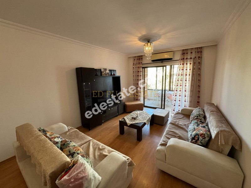 Girne Merkezinde Full Eşyalı Satılık 3+1 Daire