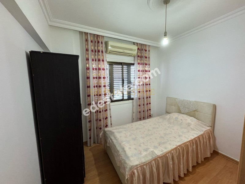 Girne Merkezinde Full Eşyalı Satılık 3+1 Daire
