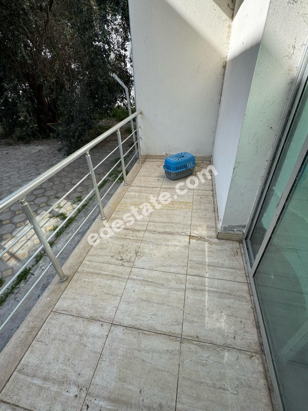 Girne Merkezinde Full Eşyalı Satılık 3+1 Daire