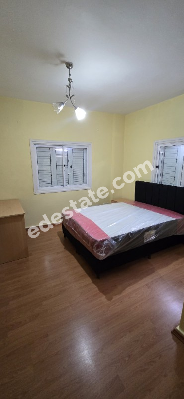 Lefkoşa K.Kaymaklı'da Full Eşyalı Kiralık 3+1 Daire 
