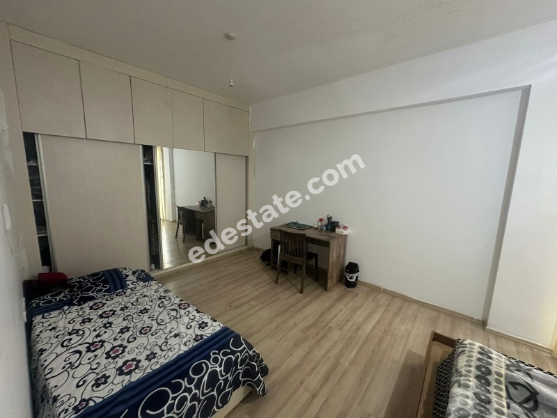 Lefkoşa Küçük Kaymaklı'da Belediye Pazarı Arkasında Full Eşyalı Satılık 3+1 Daire