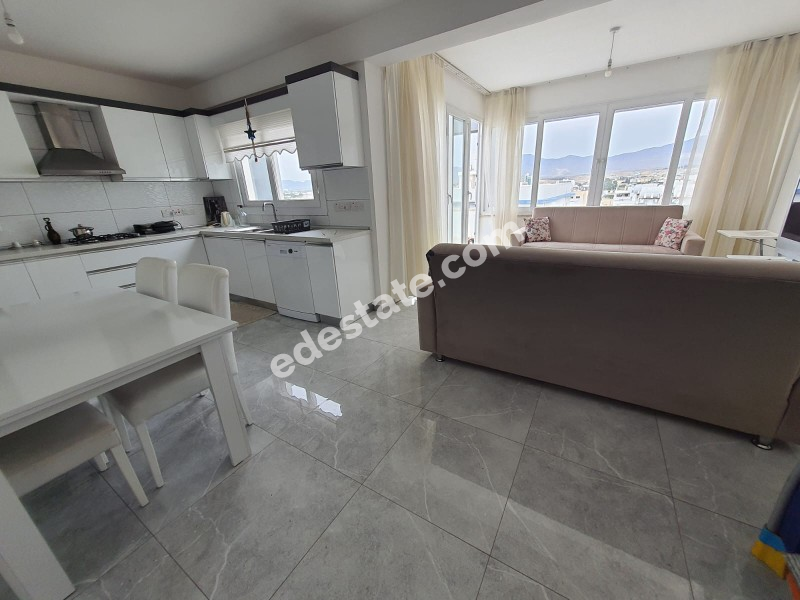 Lefkoşa Küçük Kaymaklı'da Anayola 100 Metre Uzaklıkta Full EŞyalı Satılık 2+1 Penthouse