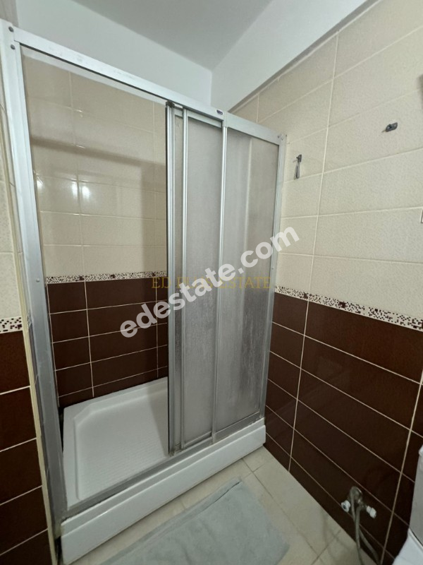 Lefkoşa Cihangir'de Zemin Kat Eşyalı Satılık 3+1 Daire