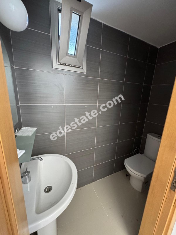 Girne Ozanköy Bölgesinde SATILIK 3+1 VİLLA