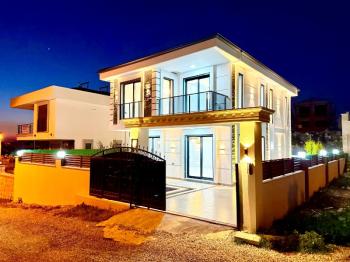 Didim'de Satılık Tam Müstakil Villa