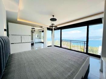 Didim Akbükde Deniz Manzaralı Satılık Villa