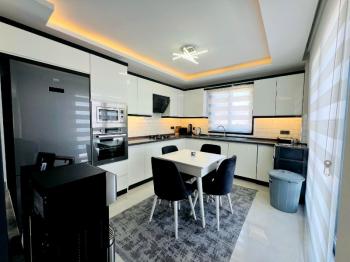 Didim Akbükde Deniz Manzaralı Satılık Villa