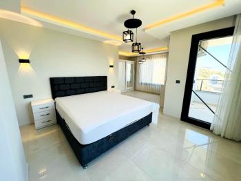 Didim Akbükde Deniz Manzaralı Satılık Villa