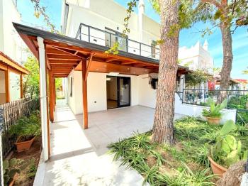 Didim'de Denize 50 Metre Mesafede Satılık Yazlık